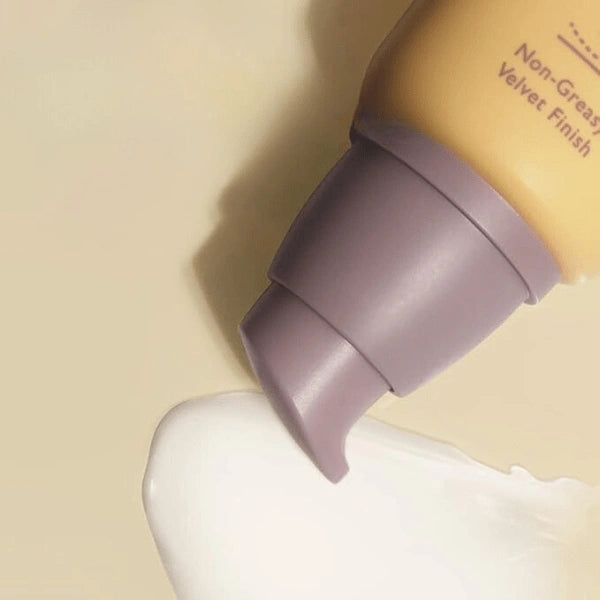 Broad-spectrum SPF50+ PA++++ sunscreen for hydrated, smooth, and protected skin
