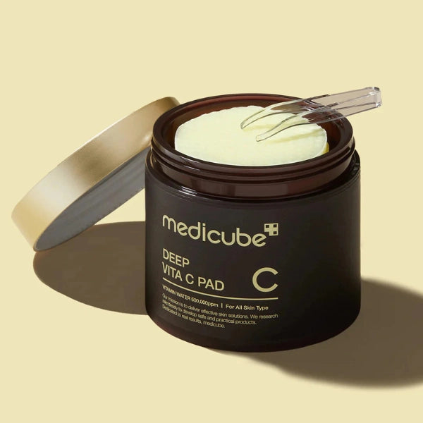 medicube deep vita c pad targets uneven tone and dullness, ideal for hot and humid UAE weather