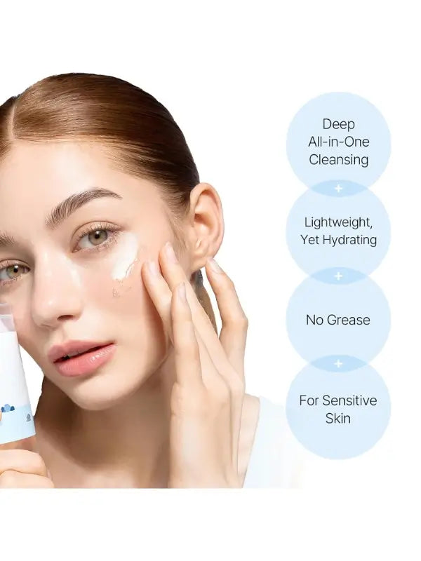 Benefits of Round Lab Dokdo Cleansing Oil – removes waterproof makeup, unclogs pores, and hydrates
